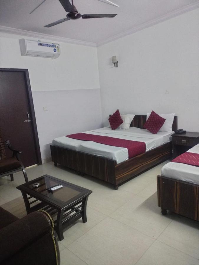 Galaxy Plaza Near Igi Airport Dehli Hotel New Delhi